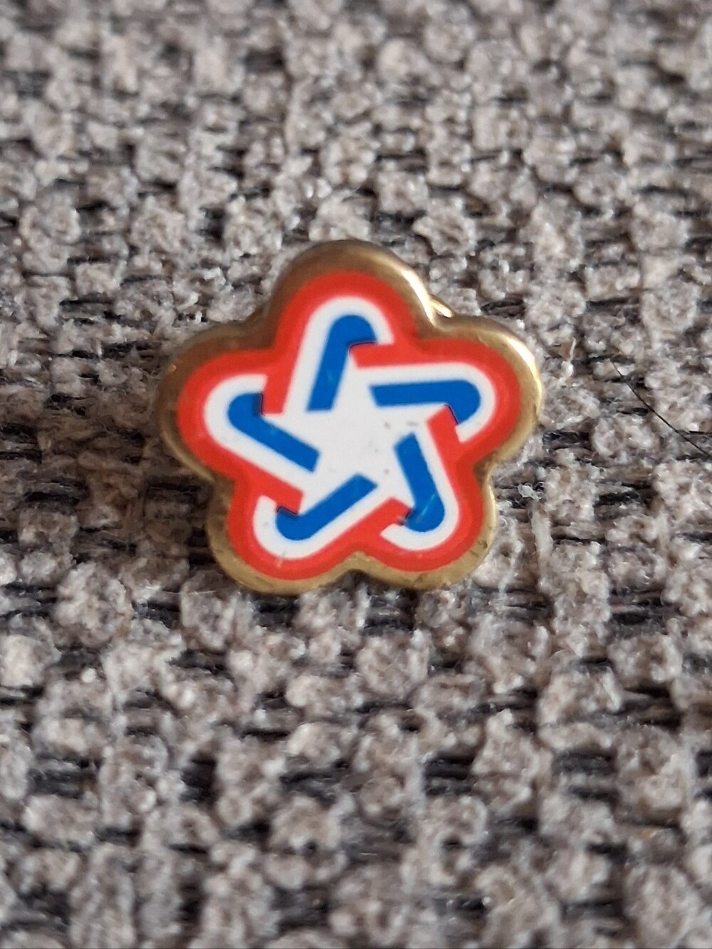 Vintage Bicentennial Star Enamel Star Pin - Red, Blue & White